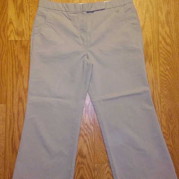 Sandy Elliott Lightweight Capris. - Picture 1 of 3